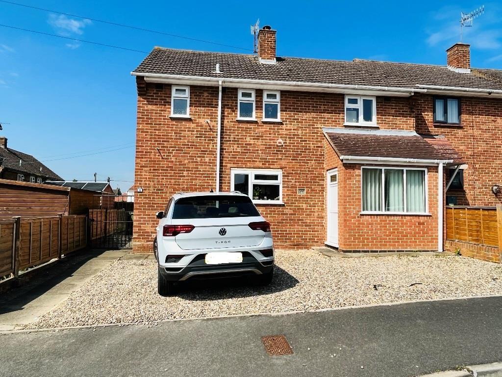 Green Leys, Badsey, Evesham 3 bed end of terrace house £240,000