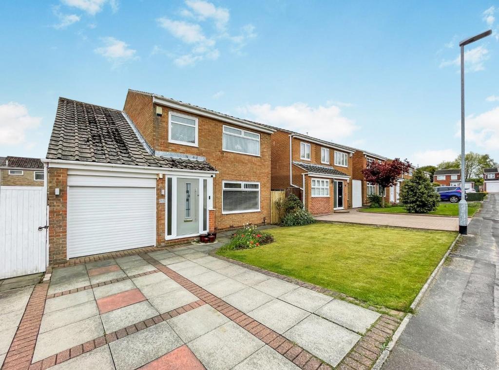 Aldeburgh Close, Fens, Hartlepool 5 bed detached house for sale £270,000
