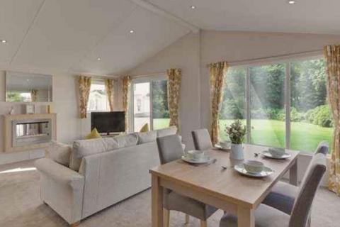 2 bedroom lodge for sale, Flag Hill, Great Bentley, Colchester, CO7