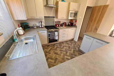 2 bedroom lodge for sale, Flag Hill, Great Bentley, Colchester, CO7