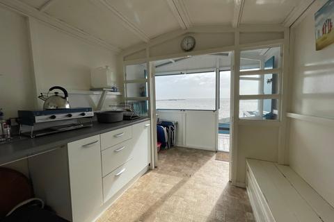 Chalet for sale, Row D Southcliff, WALTON ON THE NAZE, CO14