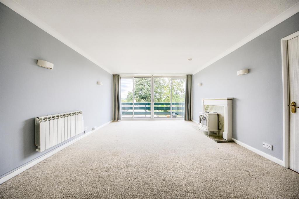 Avonhurst, Dark Lane... 2 bed apartment £900 pcm (£208 pw)