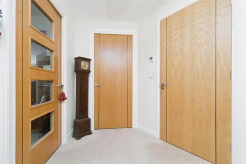 1 bedroom apartment for sale - Cwrt Gloddaeth, Gloddaeth Street, Llandudno, LL30 2DP