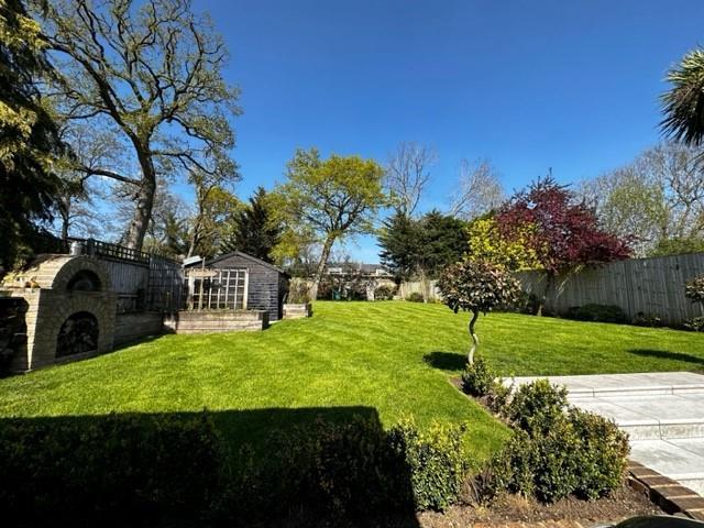 Garden 2.jpg