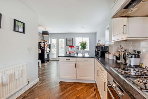 9 Armada Close, Lichfield, WS14 0GJ