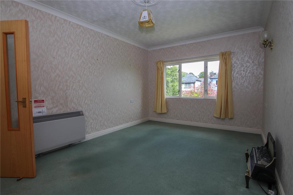 Sitting/Dining Room