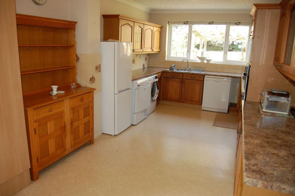 Kitchen / breakfast room