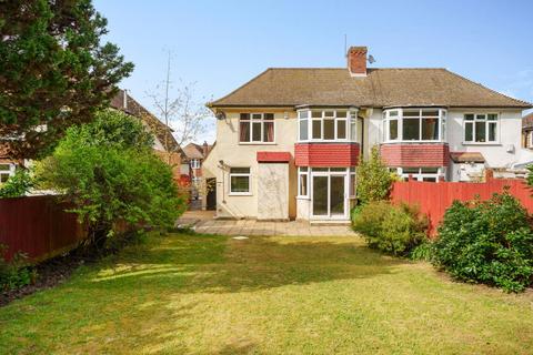 84 Palace View, Croydon, CR0 8QN