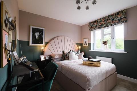 3 bedroom apartment for sale - Royal Wharf, London, E16