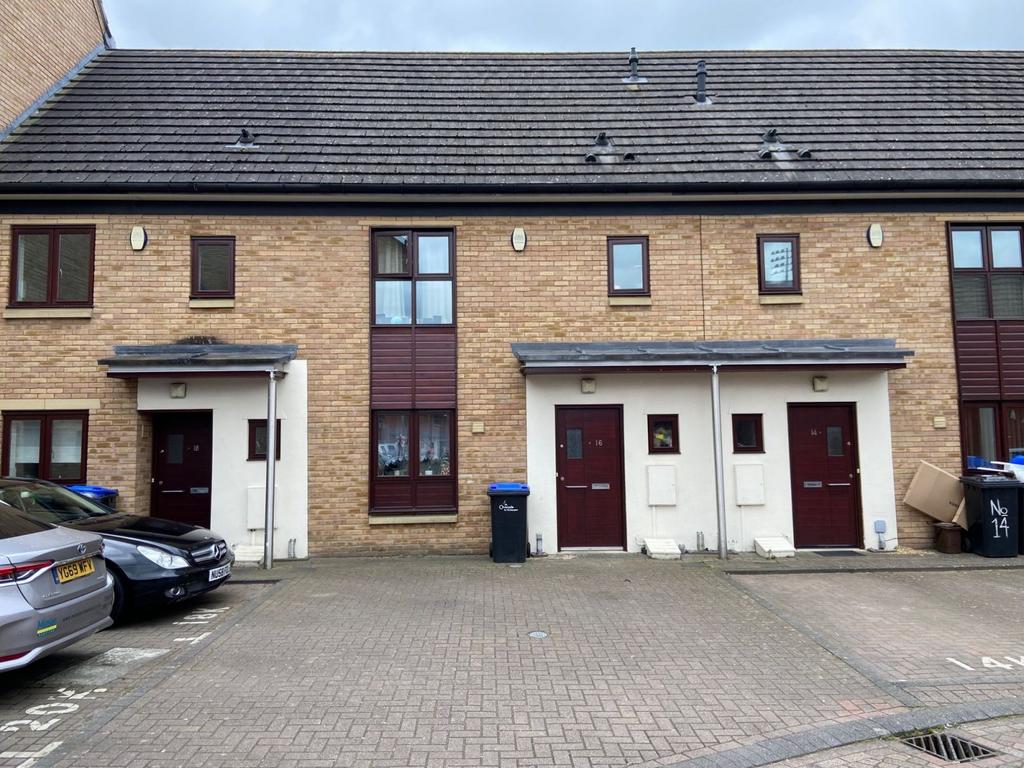 Far End, St James, Northampton NN5 5FN 3 bed terraced house for sale £230,000