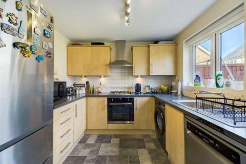 3 bedroom semi-detached house for sale - Holbeach Drive Kingsway, Quedgeley, Gloucester, Gloucestershire, GL2