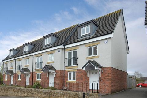 7 Pikes Pool Drive, Kirkliston, EH29 9GH