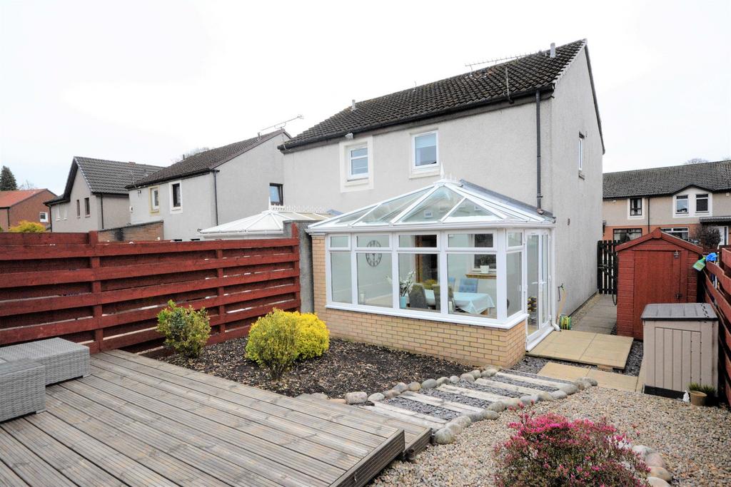 Rosebank Avenue, Falkirk... 2 bed semidetached house £148,000