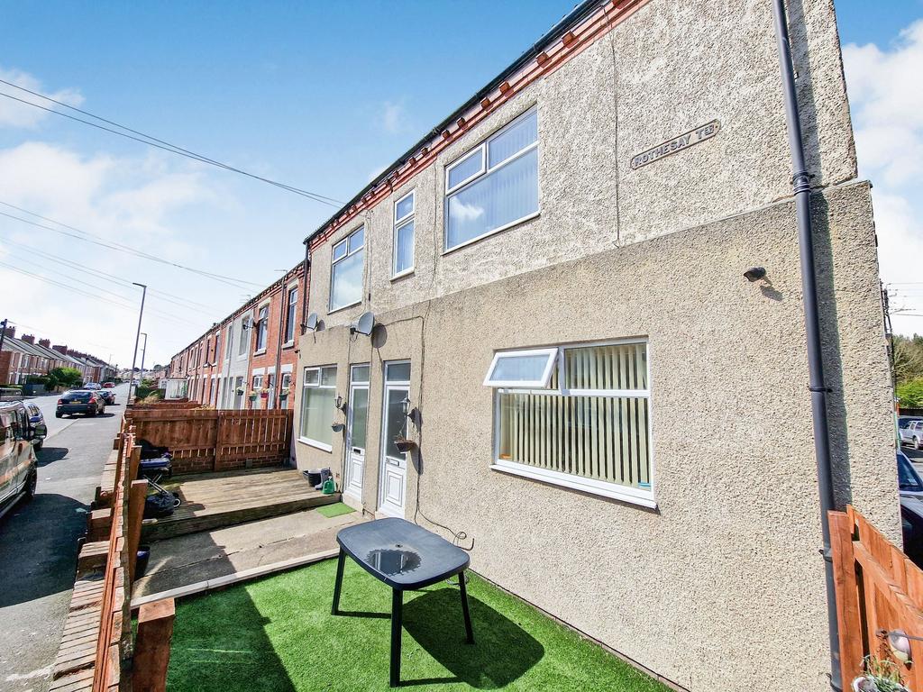 Rothesay Terrace, Bedlington... 2 bed ground floor flat £65,000