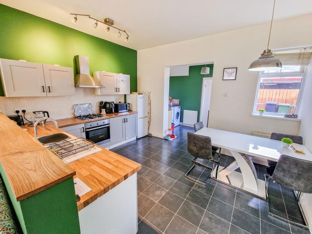 Rothesay Terrace, Bedlington... 2 bed ground floor flat £65,000