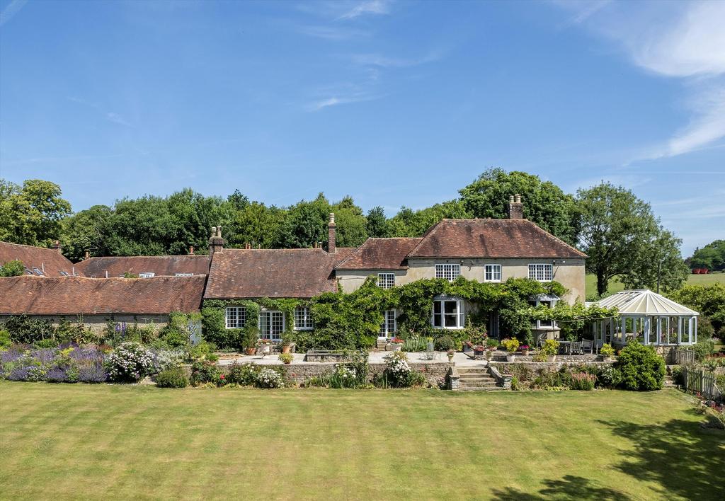 Hollist Lane, Easebourne, Midhurst, West Sussex, GU29 5 bed link detached house for sale £
