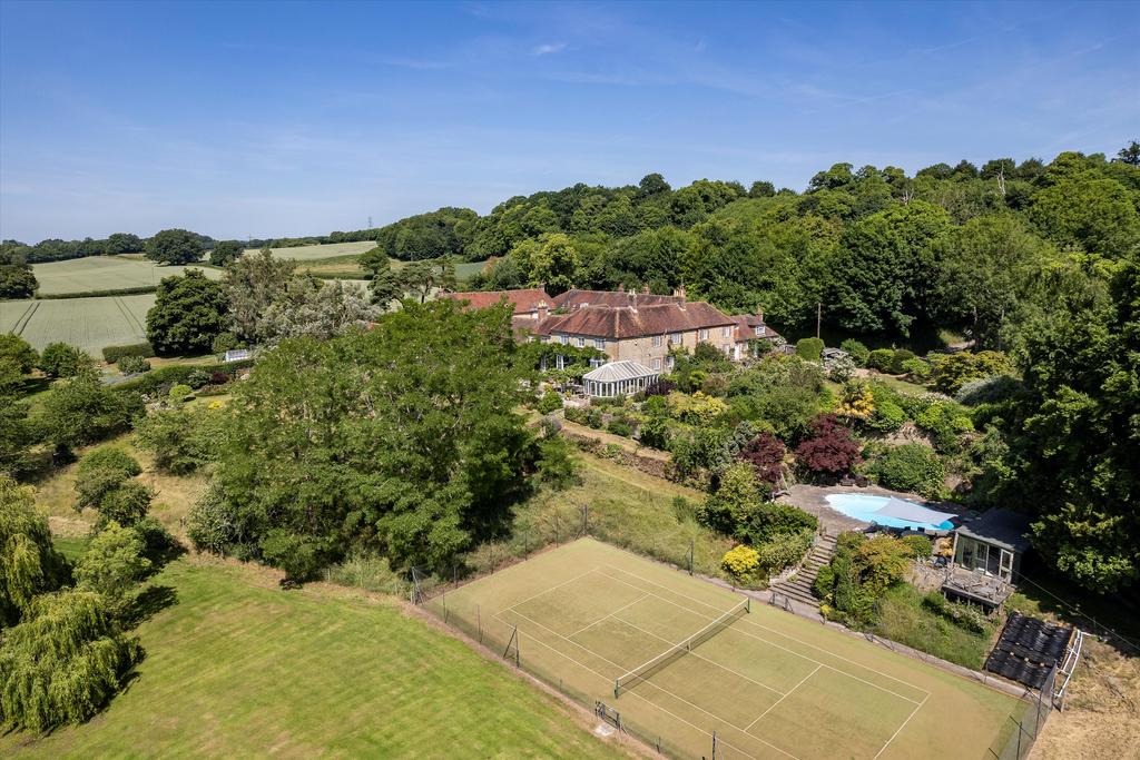 Hollist Lane, Easebourne, Midhurst, West Sussex, GU29 5 bed link