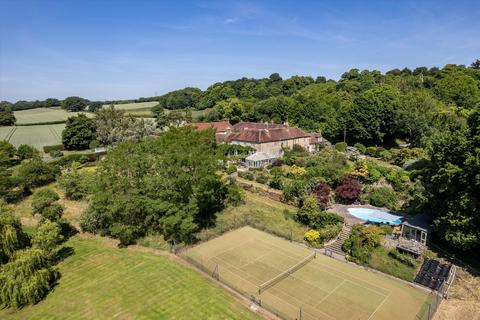 5 bedroom link detached house for sale, Hollist Lane, Easebourne, Midhurst, West Sussex, GU29.