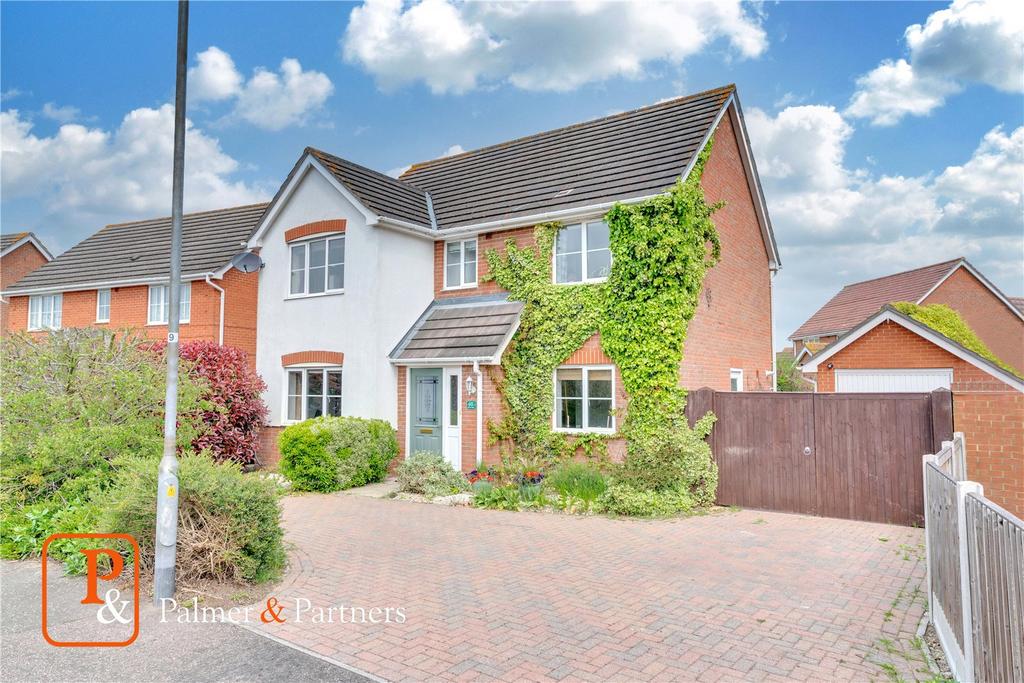 Gavin Way Highwoods Colchester Essex Co4 4 Bed Detached House For