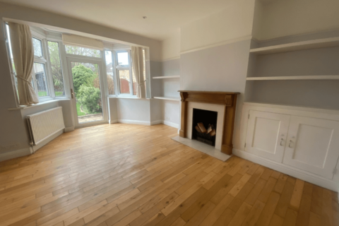undefined, Worcester park , KT4