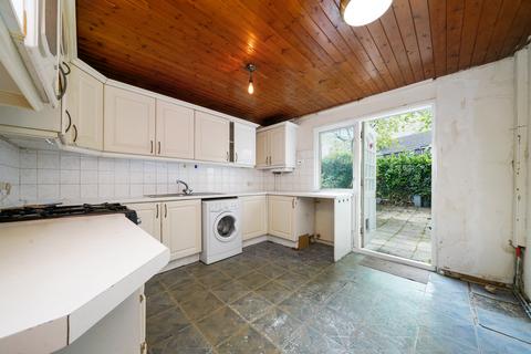 6 Devenay Road, London, E15 4AY