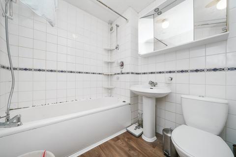 6 Devenay Road, London, E15 4AY
