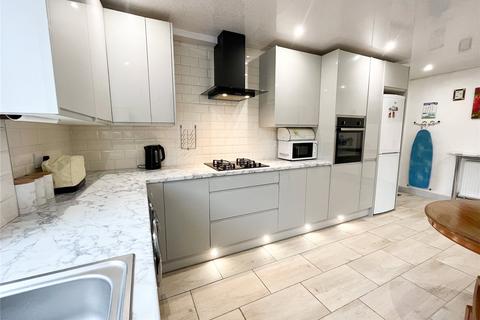 38 Ambleside Avenue, Ashton-under-lyne, OL7 9HA