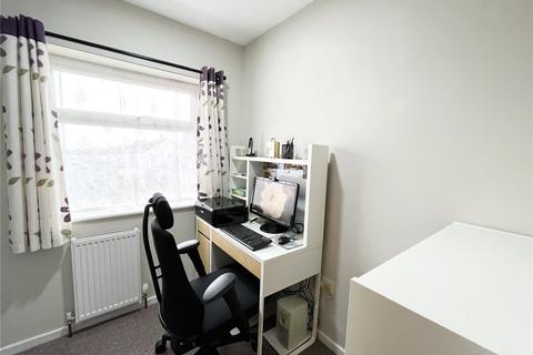 38 Ambleside Avenue, Ashton-under-lyne, OL7 9HA