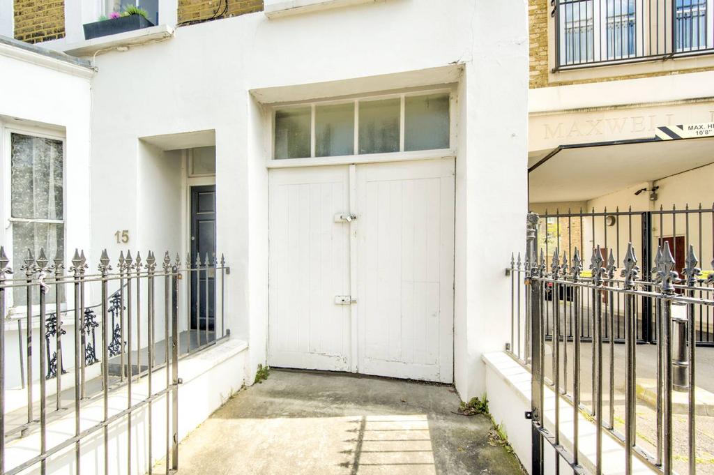 Maxwell Road, Moore Park Estate, London, SW6 Garage for sale £150,000