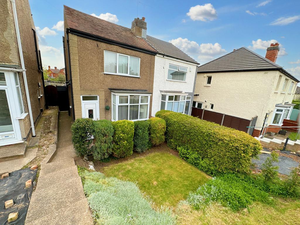 Calais Road, BurtononTrent, DE13 2 bed semidetached house £177,500