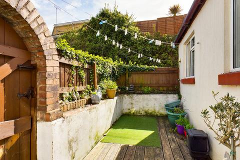 4 bedroom end of terrace house for sale, Babbacombe, Torquay