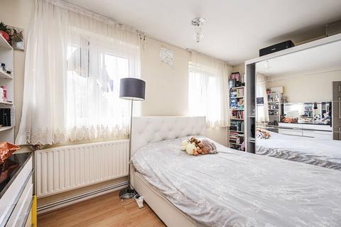 2 bedroom maisonette for sale, Aden Grove, Stoke Newington, London, N16