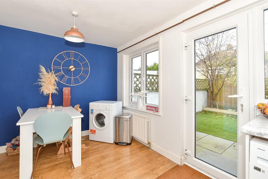 Kitchen/Dining Room