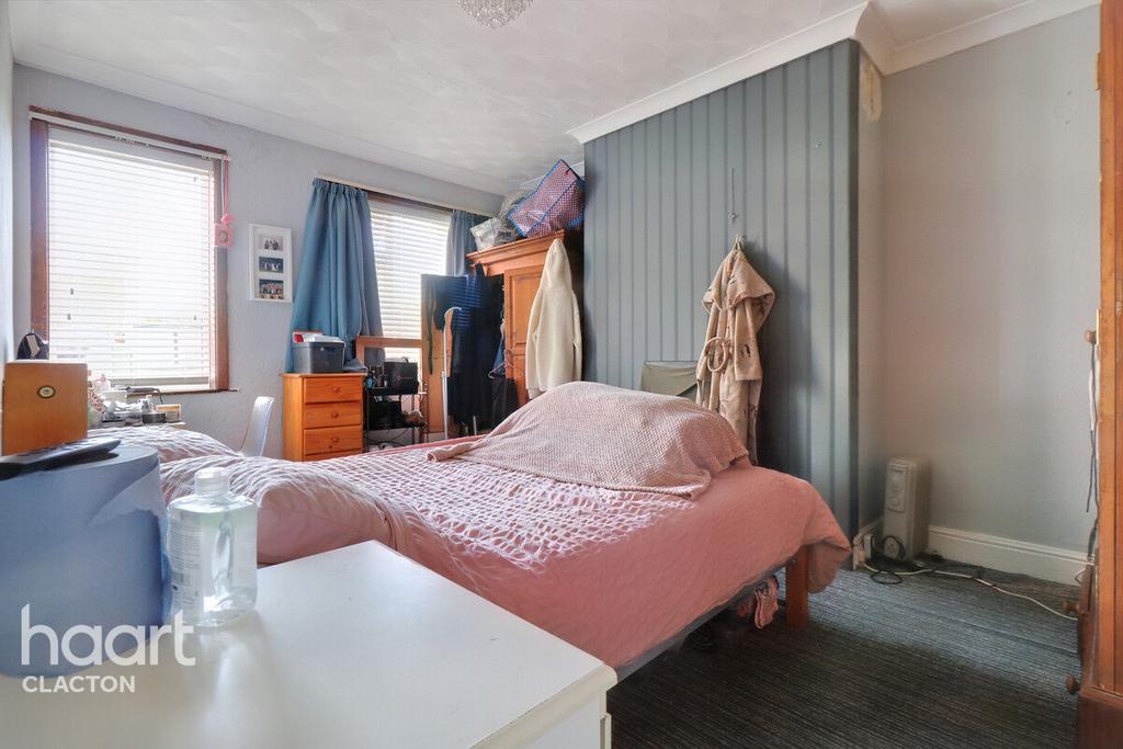 Wellesley Road, Clactononsea 5 bed terraced house for sale £250,000