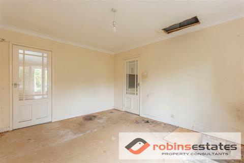 60 Lucknow Drive, Nottingham, NG3 5EU