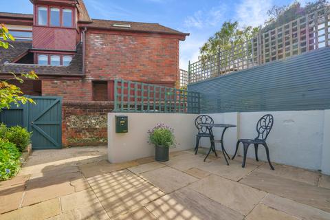 9d The Walk, Winchester, SO22 4PL