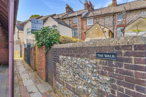 9d The Walk, Winchester, SO22 4PL