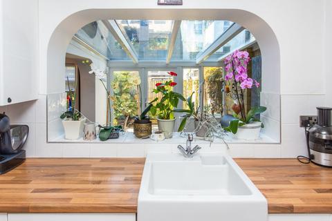 18 Albert Road, Ramsgate, CT11 8DW