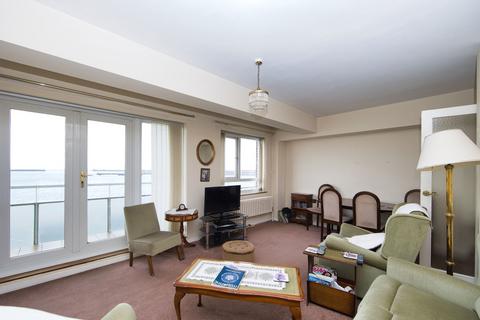 2 bedroom flat for sale - The Gateway, Dover, CT16