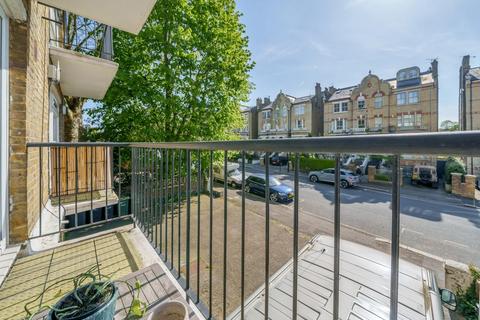 1 bedroom flat for sale - The Chase, Clapham