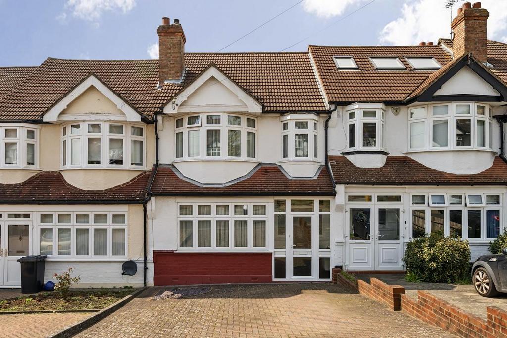 Langley Way, West Wickham 3 bed terraced house £550,000