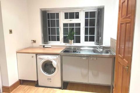 1 bedroom flat to rent, Currey Road, Greenford