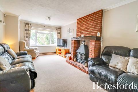 4 bedroom detached house for sale, Plovers Mead, Wyatts Green, CM15