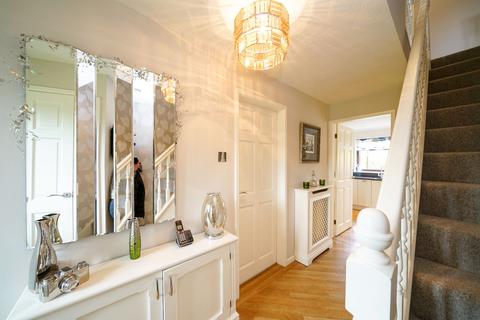 82 Knowlesly Road, Darwen, BB3 2JA