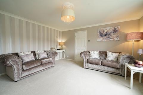 82 Knowlesly Road, Darwen, BB3 2JA