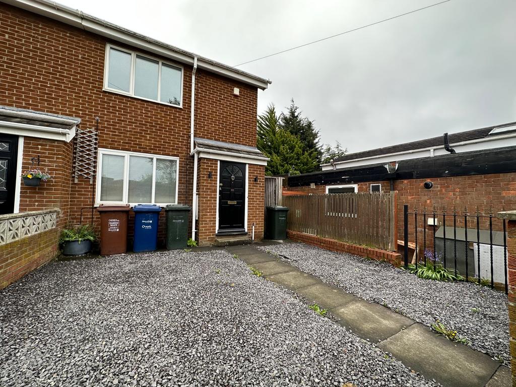 Southway, Newcastle upon Tyne, NE15 2 bed end of terrace house £795