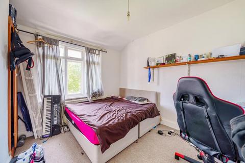 19 Montpelier Road, London, N3 2ER
