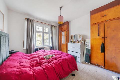 19 Montpelier Road, London, N3 2ER