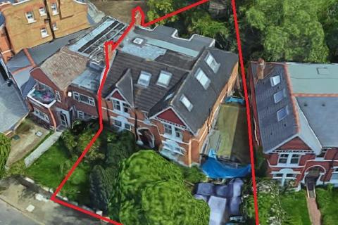 34 Mount Park Crescent, London, W5 2RR