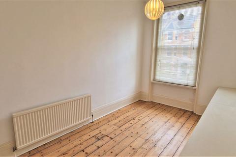 undefined, St. Quintin Avenue, London, W10 6NZ
